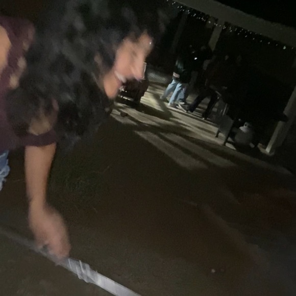 Meet your Posher, Raquel - Picture 1 of 1